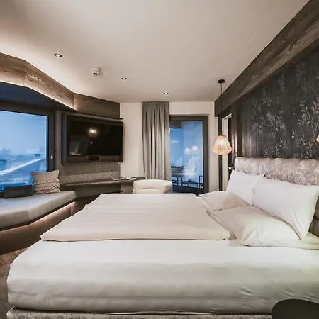 Margarethenstein Boutique Including Zell Am Summercard And Air Condition Hotel