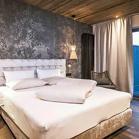 Margarethenstein Boutique Including Zell Am Summercard And Air Condition Hotel